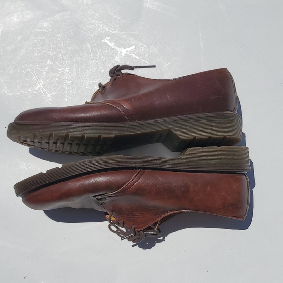 Dr. Martens Brown Leather Oxfords Classic Design Men's 11 - Picture 7 of 12